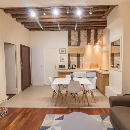 New Chic Flat : Le Marais - Place Des Vosges * Parigi